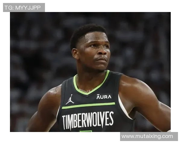 爱德华兹强势反击攻入首球,森林狼12-2狂潮逼停掘金 爱德华兹强势反击攻入首球,森林狼12-2狂潮逼停掘金