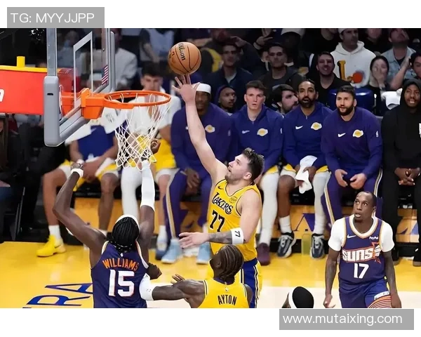 今日!CCTV5直播NBA湖人VS活塞,东契奇+詹姆斯迎战东部领头羊 今日!CCTV5直播NBA湖人VS活塞,东契奇+詹姆斯迎战东部领头羊