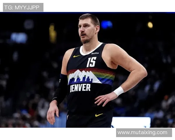 约基奇铁人形象受创,记者震惊其受伤 约基奇铁人形象受创,记者震惊其受伤