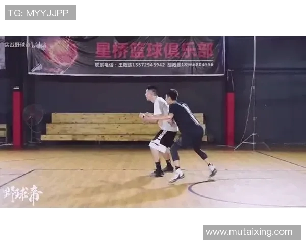 杨瀚森再现梦幻脚步，强打卡德威尔抛投得手，对抗能力提升明显！