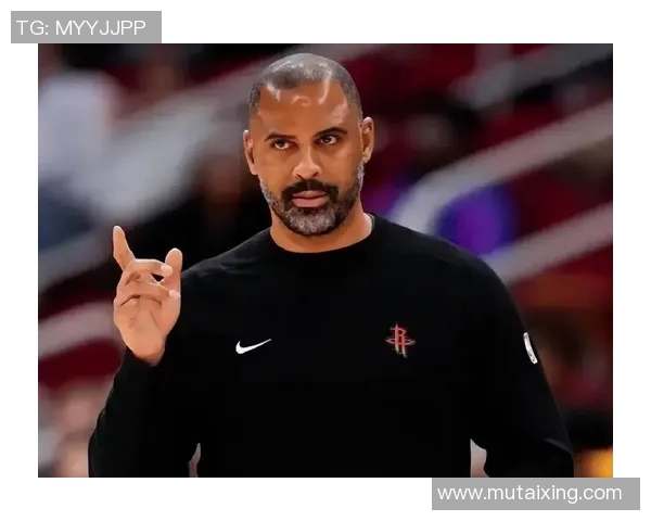 乌度卡谈球队现状：起伏不定，能看到闪光点但仍在寻找稳定性